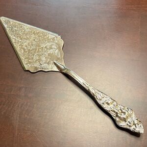 Elegant Silver Cake Server